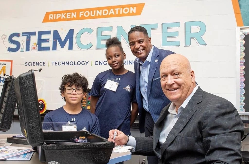 Cal-Ripken-Jr-with-Youth