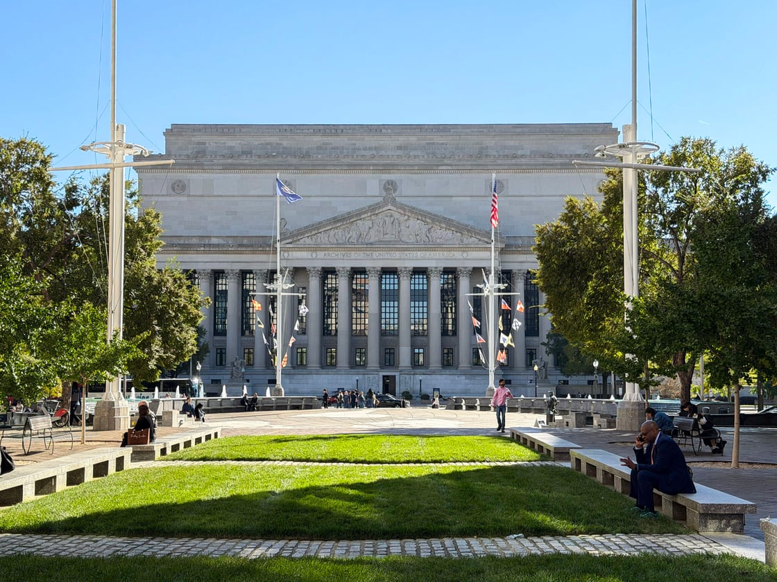 national-archives-dc-2048x1536
